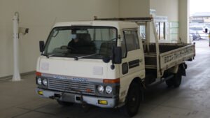 1986 Flat Body Truck Nissan Condor N-MGH40