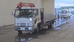 2013 Crane Truck Isuzu Forward SKG-FSR90S2 - Image 1