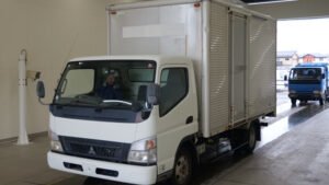 2008 Van Wing Mitsubishi Fuso Canter PDG-FE82B