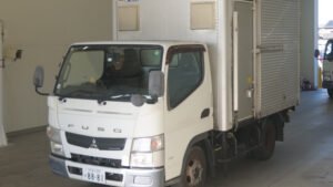 2015 Van Wing Mitsubishi Fuso Canter TKG-FBA20