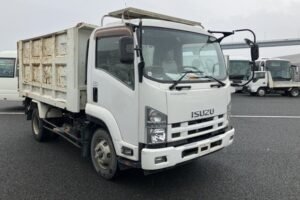 2013 Dump Tipper Truck Isuzu Forward TKG-FRR90S2