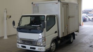 2004 Van Wing Mitsubishi Fuso Canter KK-FE70EB