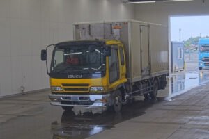 2005 Van Wing Isuzu Forward ADG-FRD90H3