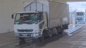 2015 Van Wing Mitsubishi Fuso Fighter QKG-FK62FZ