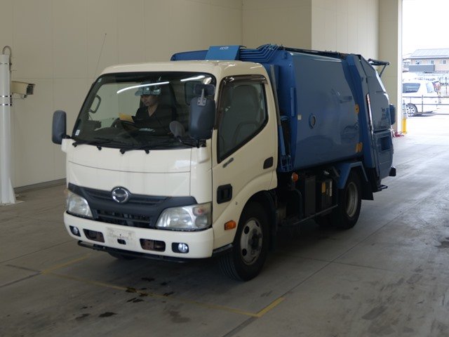 2011 Garbage Truck Hino Dutro SKG-XZU600X