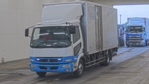 2010 Van Wing Mitsubishi Fuso Fighter PDG-FK74F