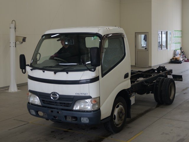 2009 Trailer Head Hino Dutro BDG-XZU334M