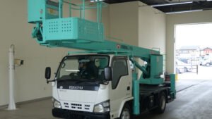 2006 Aerial Platform Isuzu Elf PB-NKR81N