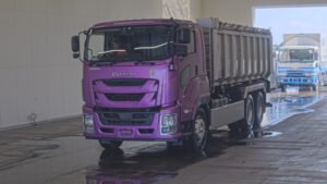 2017 Others Trucks Isuzu Giga QKG-CYM77BM