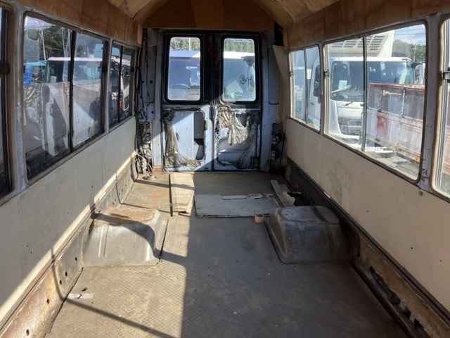 2001 Bus Mitsubishi Fuso Rosa KK-BE63EG - Image 11