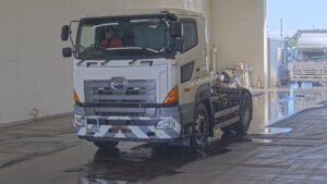 2015 Trailer Head Hino Profia QPG-SH1EDDG