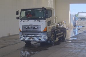 2015 Trailer Head Hino Profia QPG-SH1EDDG