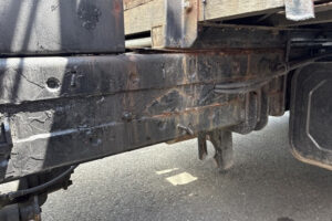 2002 Flat Body Isuzu Forward KL-FVZ34S4