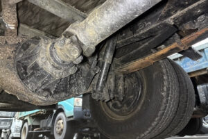 2004 Flat Body Truck Isuzu Elf KR-NPR81LAR