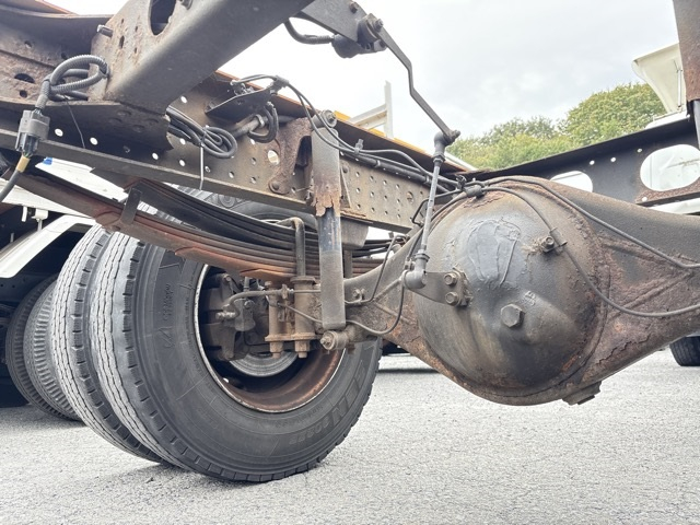 2016 Chassis Truck Mitsubishi Fuso Canter TKG-FED90 - Image 12