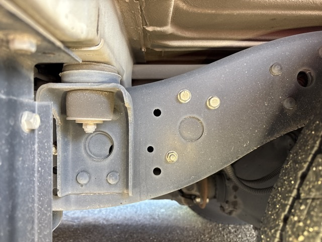 2016 Bus Mitsubishi Fuso Rosa TPG-BE640E - Image 12