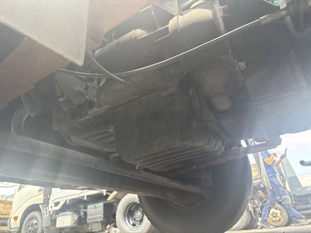 1986 Crane Truck Isuzu Elf P-NPR59PR - Image 12