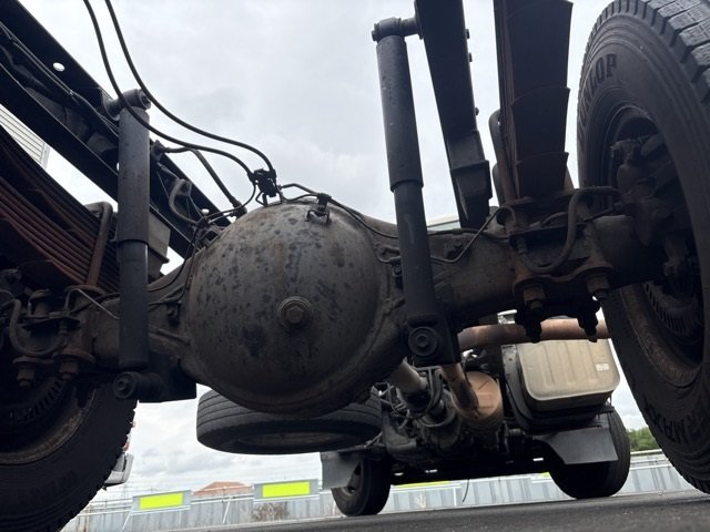 2016 Chassis Truck Hino Dutro TKG-XZU710M - Image 12