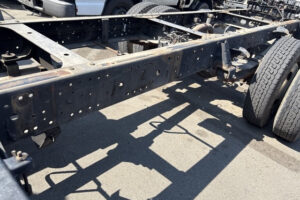 2001 Chassis Truck Isuzu Elf KK-NKR66LAR