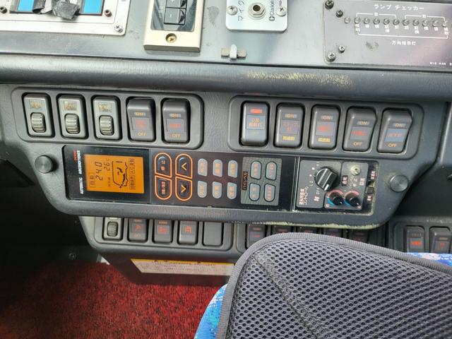 2005 Bus Hino Selega KL-RU1FSEA - Image 13