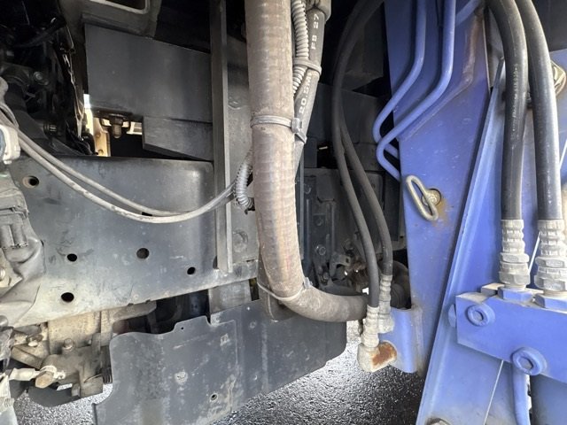 2006 Crane Truck Isuzu Elf PB-NKR81A - Image 13