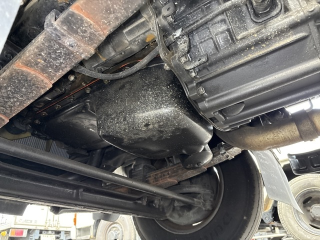 2008 Flat Body Truck Mitsubishi Fuso Canter PDG-FE73DY - Image 13