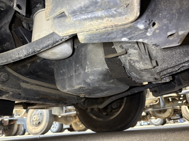 2002 Double Cab Truck Isuzu Elf KR-NKR81EA - Image 13