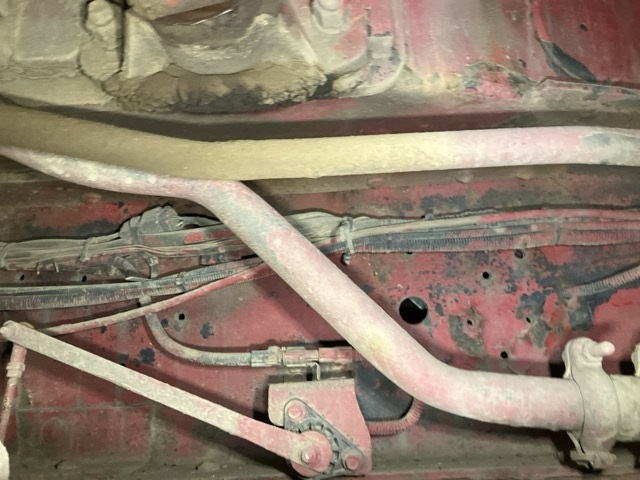 2012 Dump Tipper Truck UD Nissan Quon QKG-CW5XL - Image 13