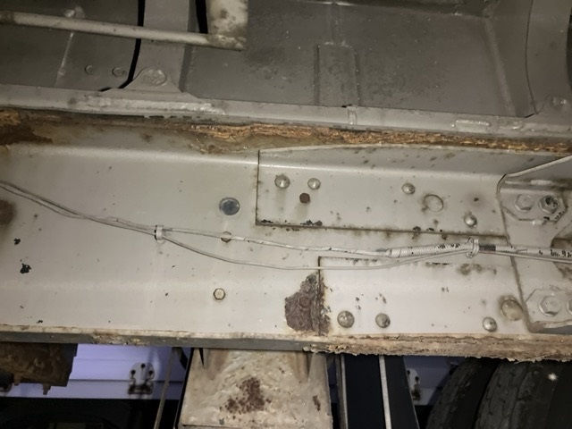 1999 Tank Truck Mitsubishi Fuso Super Great KC-FU517NY - Image 13