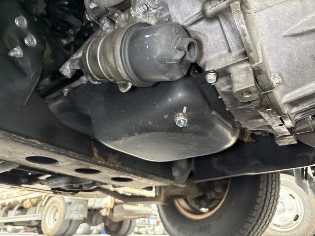 2020 Freezer Refrigerator Truck Isuzu Elf 2RG-NPR88AN - Image 13