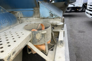 2008 Concrete Mixer Truck Mitsubishi Fuso Super Great BDG-FV50JX