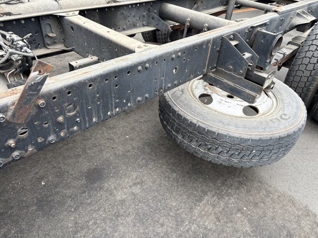 2007 Chassis Truck Mitsubishi Fuso Canter PDG-FE72D - Image 14