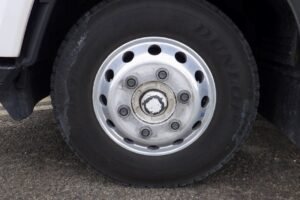 2018 Freezer Refrigerator Truck Isuzu Forward 2PG-FRR90S2