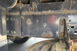 2013 Flat Body Truck Mitsubishi Fuso Fighter QDG-FQ62F