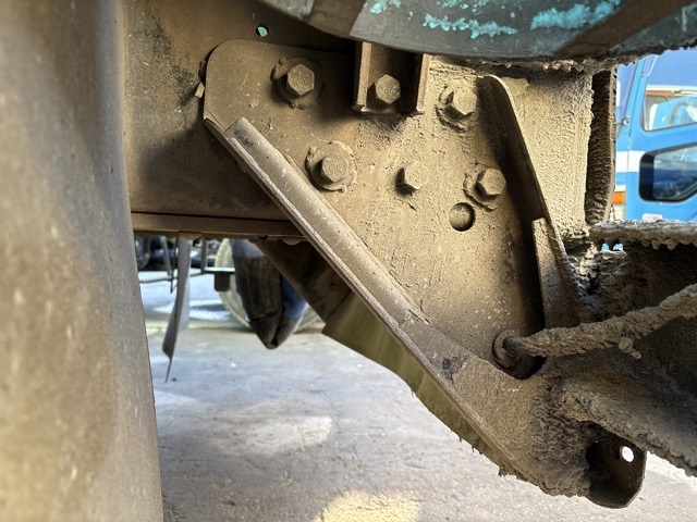 2015 Concrete Mixer Truck Isuzu Forward QDG-FVZ34U2 - Image 15