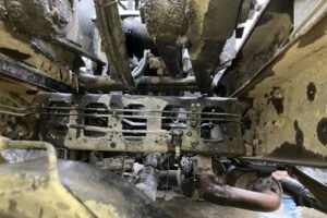 2004 Arm Roll Isuzu Forward PB-FRR35E3S