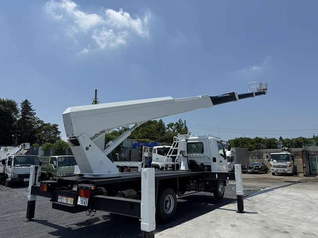 2006 Crane Truck Mitsubishi Fuso Fighter PA-FK71D - Image 14