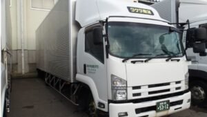 2014 Van Wing Isuzu Forward TKG-FRR90T2