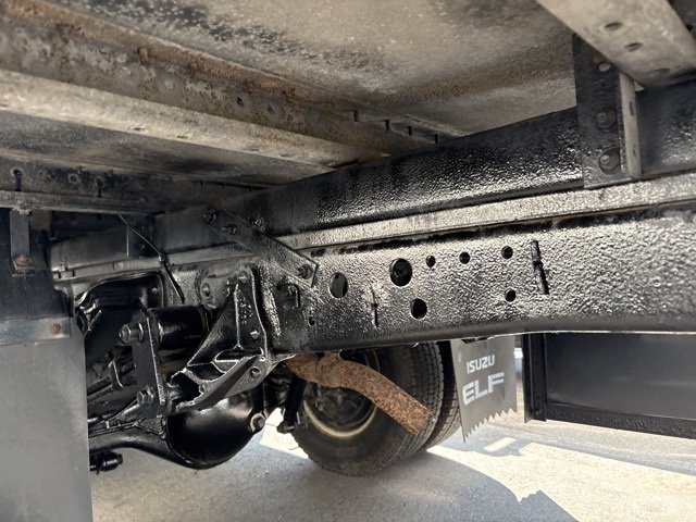 2018 Van Wing Isuzu Elf TPG-NMS85AN - Image 16