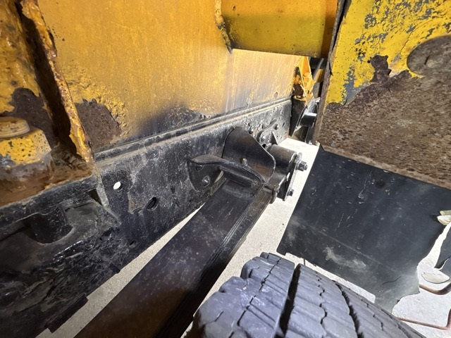 2011 Tank Truck Isuzu Elf PKG-NPR75N - Image 16