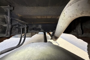 2000 Flat Body Truck Mitsubishi Fuso Canter KK-FE63EGX