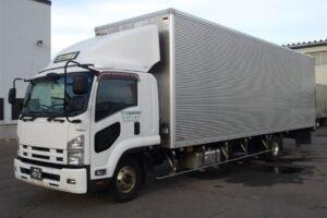 2014 Van Wing Isuzu Forward TKG-FRR90T2