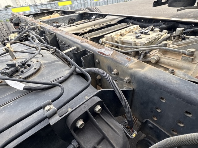 2013 Chassis Truck Mitsubishi Fuso Canter TKG-FEA80 - Image 17