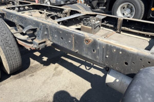 2001 Chassis Truck Isuzu Elf KK-NKR66LAR