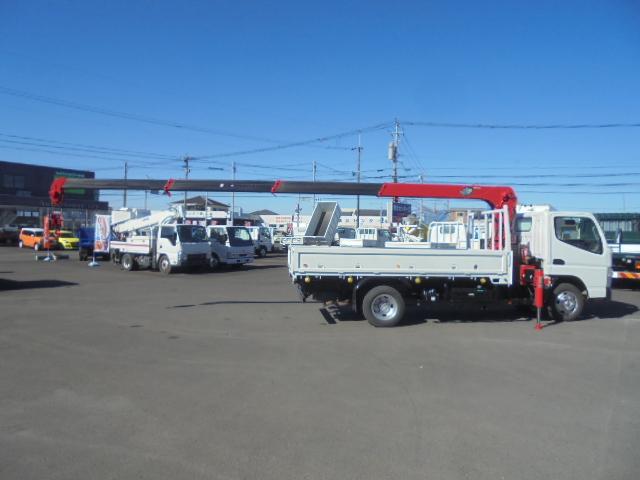 2017 Crane Truck Mitsubishi Fuso Canter TPG-FEA50 - Image 18