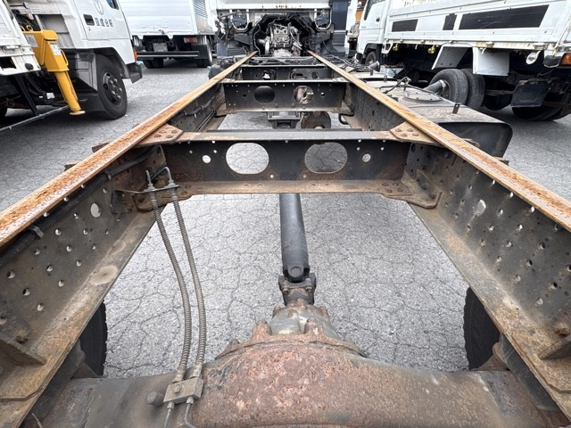 2016 Chassis Truck Mitsubishi Fuso Canter TKG-FED90 - Image 18