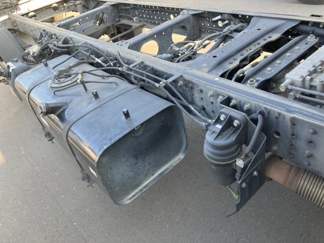 2013 Chassis Truck Mitsubishi Fuso Canter TKG-FEA20 - Image 17