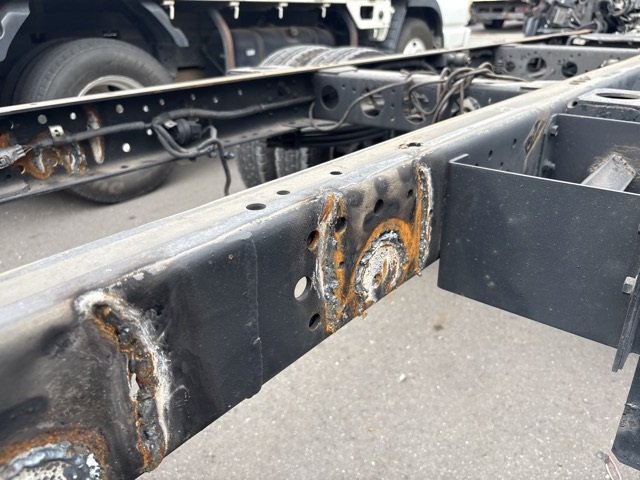 2009 Trailer Head Hino Dutro BDG-XZU334M - Image 18