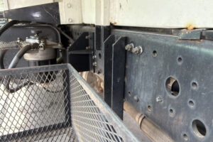 2005 Garbage Truck Mitsubishi Fuso Canter PA-FE83DEY - Image 18