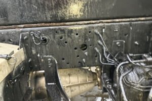 2004 Arm Roll Isuzu Forward PB-FRR35E3S